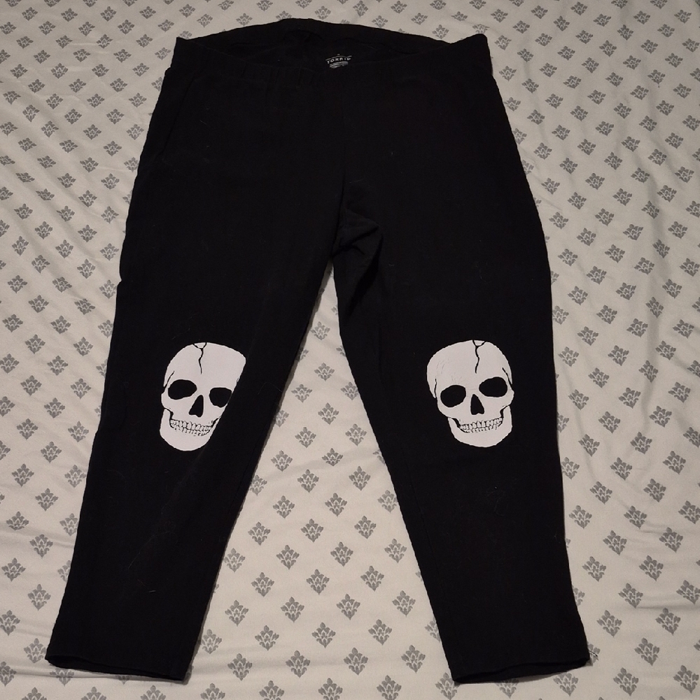 Torrid Black Skull Leggings